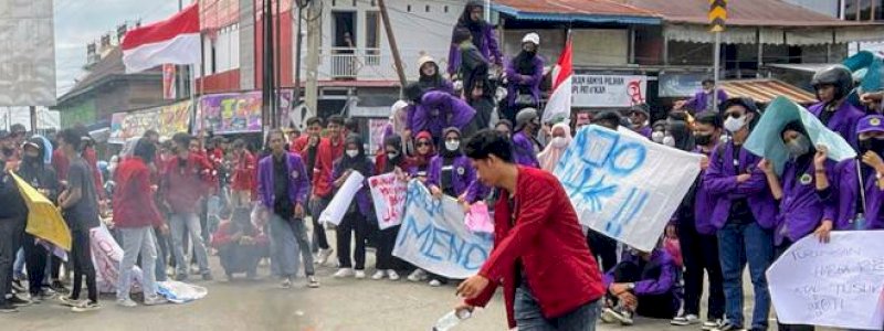 Ratusan Mahasiswa Wajo Demo Tolak Kenaikan BBM