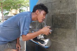 Dukung F8, PDAM Makassar Benahi Keran Air Langsung Minum di Anjungan Pantai Losari