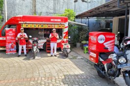 Seluruh Managemen ASMO Sulsel Turun Layani Pelanggan di Hari Pelanggan Nasional.