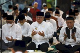 Masjid Terapung BJ Habibie Jadi Tempat Pelaksanaan Safari Zikir