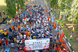 Meriahkan HUT ke-77 TNI AL 2022, Lantamal VI Makassar Gelar Fun Run