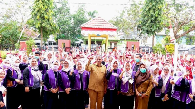 Peringatan Hari Kesehatan Gigi Nasional (HKGN) 2022 tingkat Kabupaten Wajo dipusatkan di Sekolah Dasar Negeri (SDN) 2 Maddukkelleng, Kecamatan Tempe, Senin (12/9/2022).