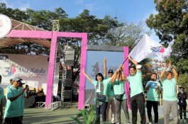 World Tourism Day, 2.000 Peserta Ramaikan Gerak Jalan Santai Poltekpar Makassar