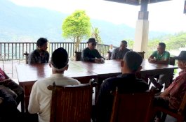 Kades Baroko Terpilih dan Tokoh Masyarakat Silaturahmi dengan Bupati Enrekang