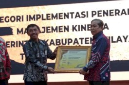 Pemkab Sidrap Terima BKN Award 2022 Kategori Implementasi Manajemen Kinerja