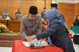 Bupati dan Ketua DPRD Sidrap Teken KUA-PPAS 2023