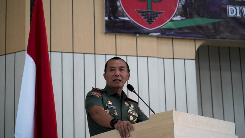 Pangdam XIV/Hasanuddin Mayjen TNI Dr. Totok Imam Santoso