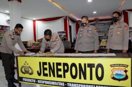 Seleksi Penerimaan Tamtama Polri Tanpa Dipungut Biaya, Kapolres Jeneponto Hadir Teken Pakta Integritas