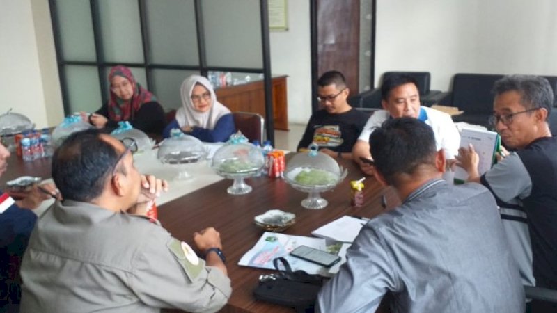 Rapat panitia pelaksana di Ruang Rapat Asisten Pemerintahan dan Kesejahteraan Rakyat (Kesra), lantai tiga Kantor Bupati Sidrap, Jumat (2/9/2022).