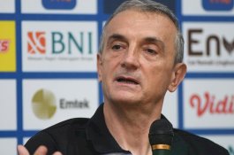 Borneo FC Resmi Istirahatkan Milomir Seslija Sebagai Pelatih