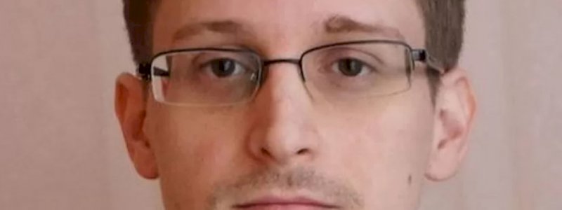 Putin Berikan Kewarganegaraan Rusia ke Edward Snowden Pembocor Dokumen Rahasia NSA