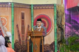 Wali Kota Palopo Hadiri Pelantikan Pengurus Baru PMTI