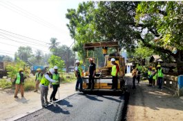 Prioritas Gubernur Sulsel, Ruas Pekkae-Takkalalla Progres Trial Mix