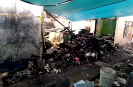 Pemprov Sulsel Serahkan Bantu untuk Warga Korban Kebakaran di Rappocini Lorong 1