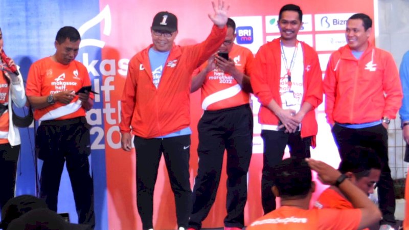 Danny Pomanto Lepas Ribuan Peserta Makassar Half Marathon 2022, Ada Dari AS dan Jepang 