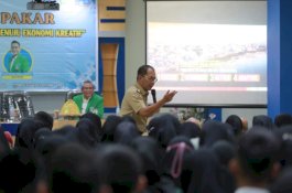 Wali Kota Makassar Beri Kuliah Pakar di FEB UMI, Bahas Digitalisasi Birokrasi