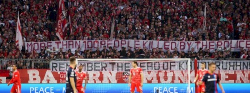 Suporter Bayern Munchen Bentangkan Spanduk Soal Tragedi Kanjuruhan: Lebih dari 100 Orang Dibunuh Polisi