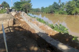 Belum Diresmikan, Proyek Talud Senilai 2,3 Milyar di Pangkep Sudah Ambruk