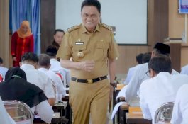 Bupati Barru Pantau Ujian Tertulis Cakades, Banyak Wajah Baru 