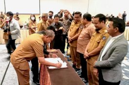 High Level Meeting Dipimpin Gubernur Sulsel, Bupati Wajo Komitmen Kendalikan Inflasi Daerah