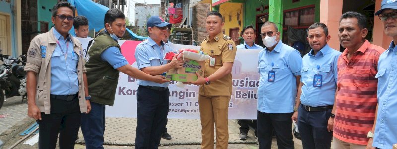 PDAM Makassar Peduli Sambangi Lagi Korban Bencana di Maccini Sombala