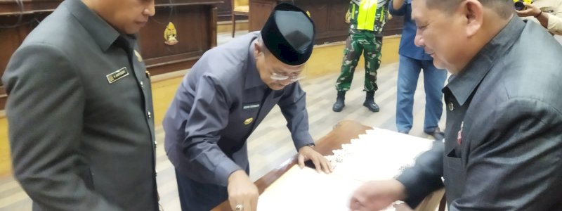 DPRD dan Pemda Jeneponto Paripurna Tingkat 1 Penyerahan Ranperda APBD TA 2023
