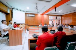 Pemkab-Unhas Kaji Peluang Masa Depan Pemanfaatan Kereta Api di Barru