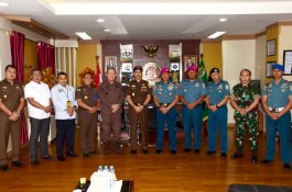 Danlantamal VI Makassar Berkunjung ke Kejati Sulsel