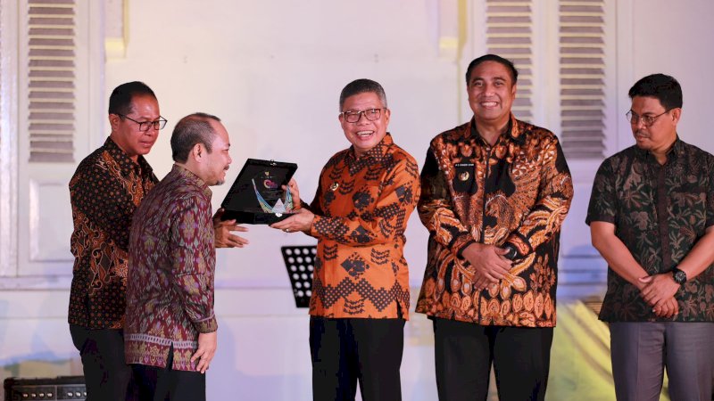 Parepare Masuk ADWI 2022, Taufan Pawe Raih Penghargaan Dari Menteri Sandiaga Uno