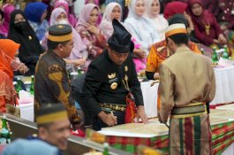 Gubernur Andi Sudirman Resmikan 10 Unit Arsinum di 8 Kabupaten