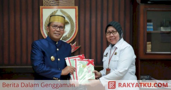 BPN Serahkan Sembilan Sertifikat Tanah ke Pemerintah Kota Makassar