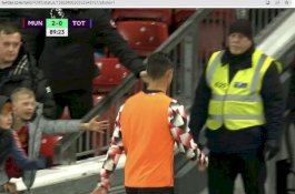 Cristiano Ronaldo Lagi-lagi Diduga Ngambek, Langsung Kabur ke Ruang Ganti