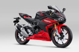 CBR250RR Resmi Diluncurkan Di Kendari,Thamsir Sutrisno: Ini Supersport Terbaik diKelasnya.