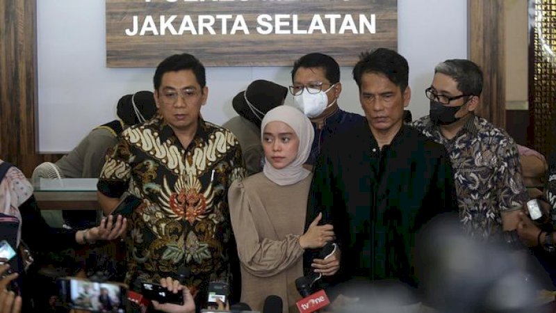 Polres Metro Jakarta Selatan menghentikan penyidikan kasus KDRT yang dialami pasangan artis Lesti Kejora dan Rizky Billar. (Foto: Detikcom/Palevi)