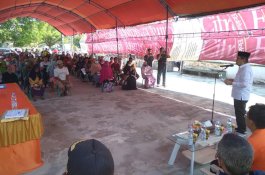 Wali Kota Palopo Salurkan BLT BBM di Kantor Pos