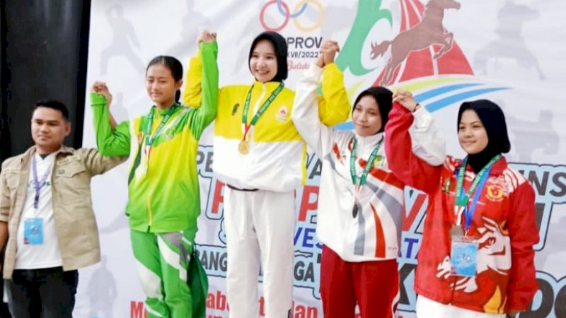Taekwondoin putri Kabupaten Sidrap, Nurul Fitriani, berhasil menyabet medali perak pada Pekan Olahraga Provinsi (Porprov) XVII Provinsi Sulawesi Selatan (Sulsel).