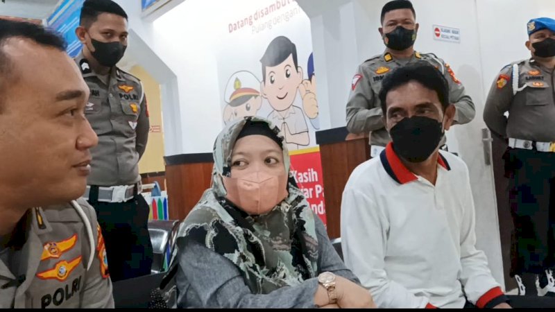 Kasubdit Regident Ditlantas Polda Sulsel Sidak Samsat Makassar