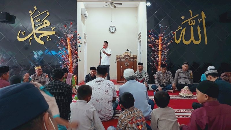 Ketua DPRD Rudianto Lallo Hadiri Peringatan Maulid Nabi Muhammad SAW di Maccini Sombala