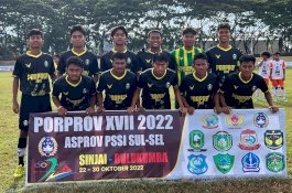 Dinilai Efek Stadion, Sepak Bola Porprov Parepare Kalahkan Makassar 2 -0 dengan 10 Pemain