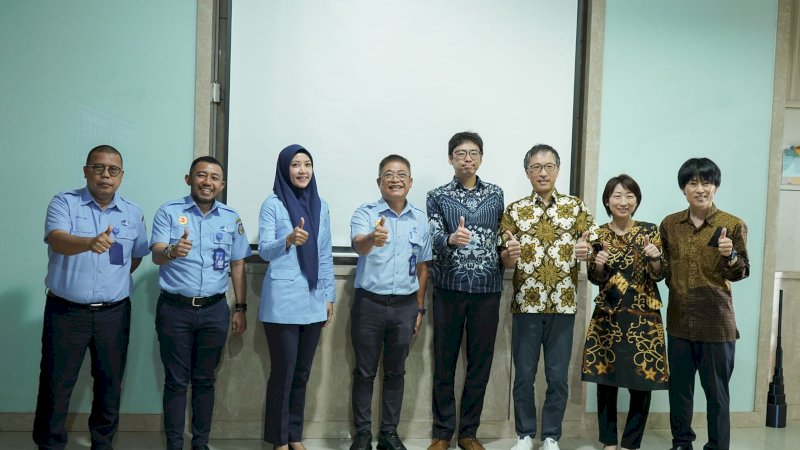 Jajaran Direksi PDAM Makassar dan JICA Foto Bersama. 