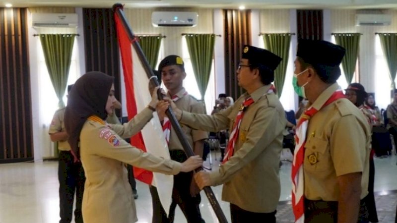 Kontingen Jamnas XI Kwarcab Luwu Utara Resmi Dilepas, Bupati Indah: Simbol Kita Satu, Merah-Putih 