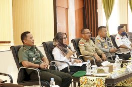 Bupati Lutra Rapat Pemantauan Pilkades Serentak Dengan Ditjen Bina Pemdes