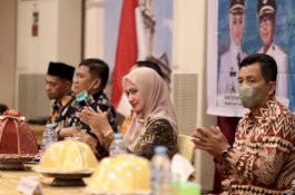 Bupati Indah Tanda Tangani Komitmen Bersama Luwu Utara Bisa Smart City