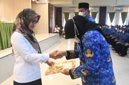 Bupati Luwu Utara Serahkan SK 211 ASN PPPK Formasi 2021