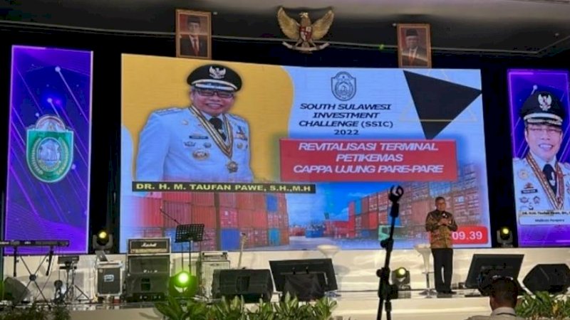 Wali Kota Parepare, Taufan Pawe, mempresentasikan proyek investasi revitalisasi Terminal Peti Kemas Cappa Ujung di Hotel The Rinra, Kota Makassar, Rabu (9/11/2022).