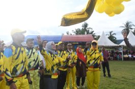 Bupati Indah Buka Porseni VII PGRI Luwu Utara, Ribuan Guru Ikut Berpartisipasi