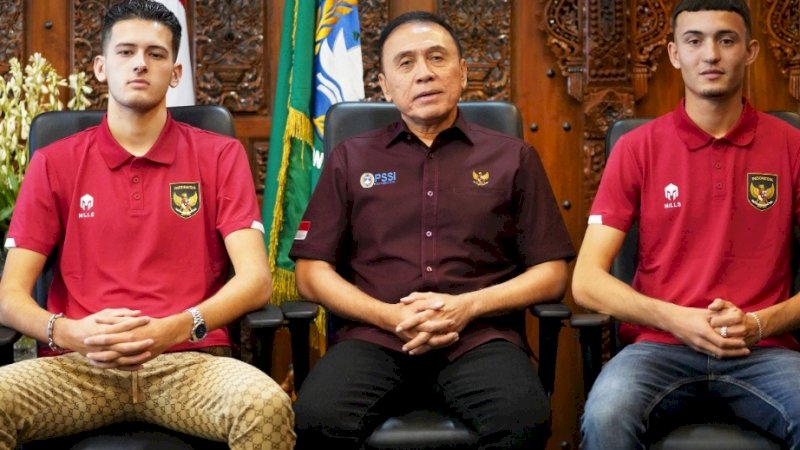 Ketum PSSI Mochamad Iriawan bersama Ivar Jenner dan Justin Hubnner (Foto: PSSI)