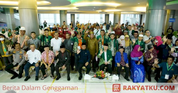 Gubernur Sulsel Lepas Peserta dan Penggembira Muktamar Muhammadiyah dan Aisyiah ke Solo