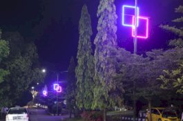 Pemkab Wajo Dandani Kota Sengkang, Hadirkan 104 Tiang Lampu Hias di Sepanjang Jalan 4 Kilometer