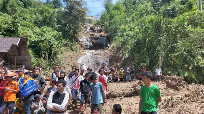 Korban Jiwa Bencana Tanah Longsor di Gowa Menjadi Lima Orang